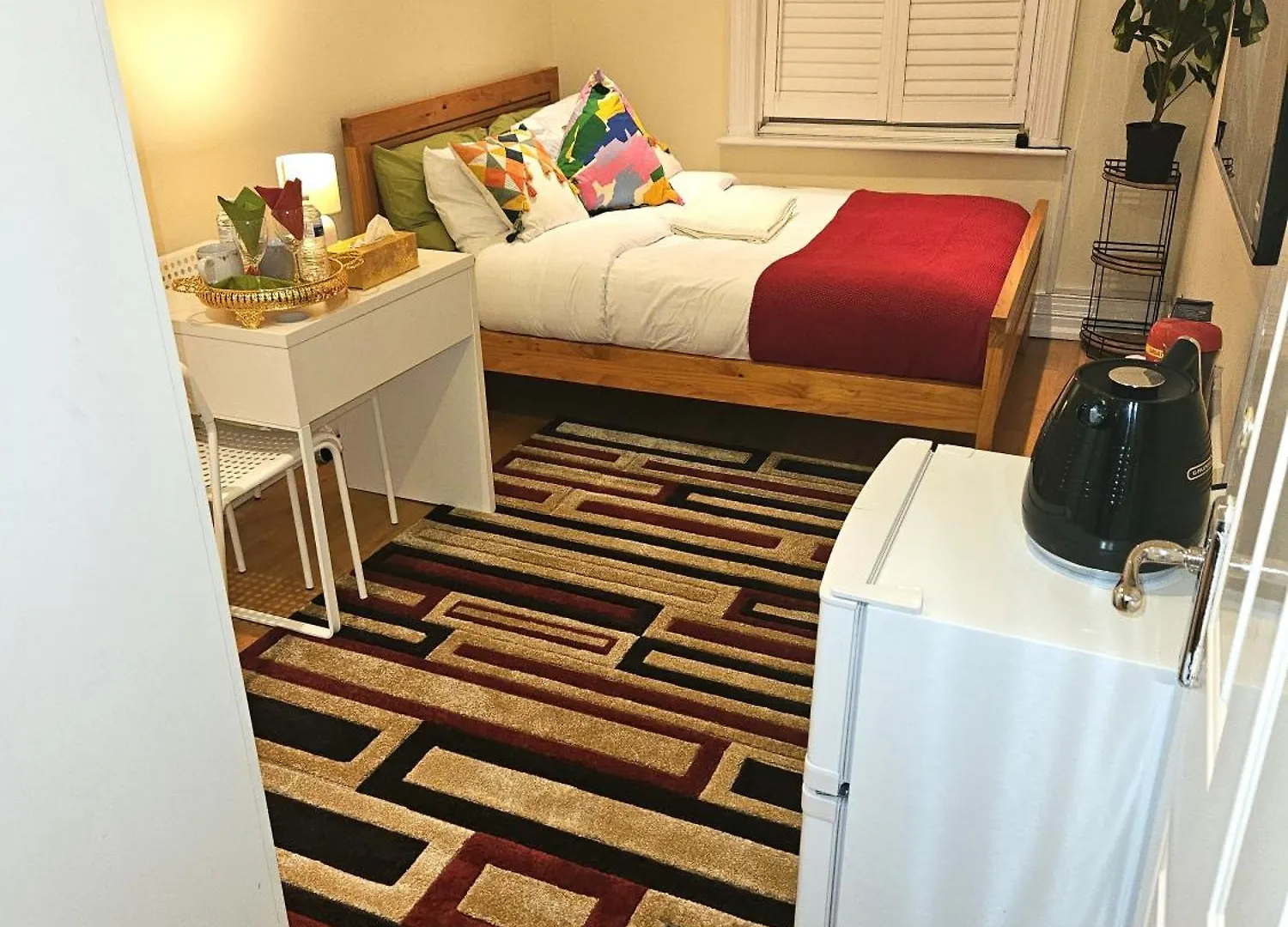 London Heathrow Glamour Mansion House Uxbridge United Kingdom