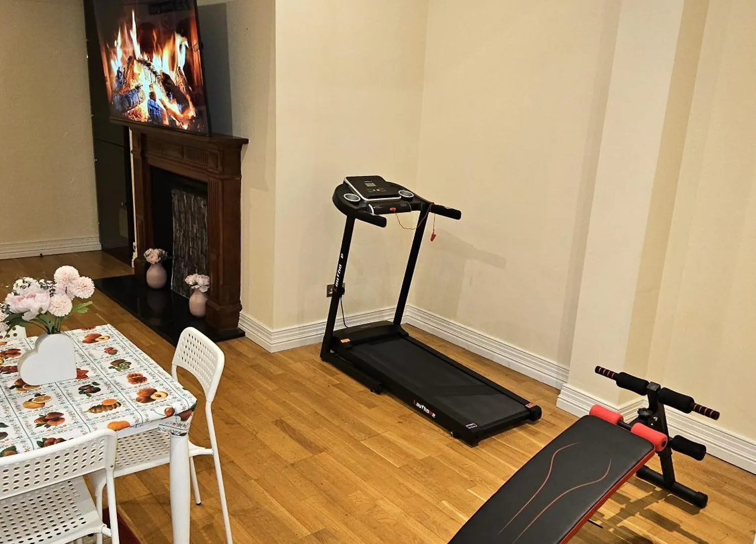 London Heathrow Glamour Mansion House Uxbridge United Kingdom