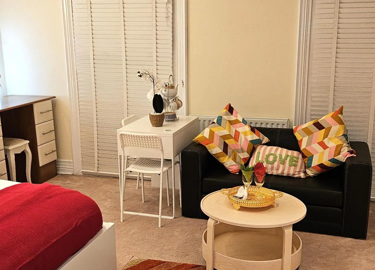 London Heathrow Glamour Mansion House Uxbridge Guest house
