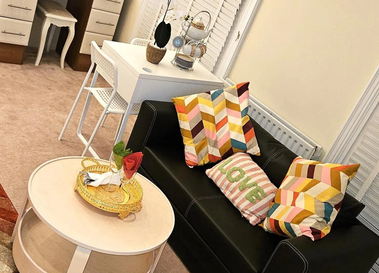 London Heathrow Glamour Mansion House Uxbridge