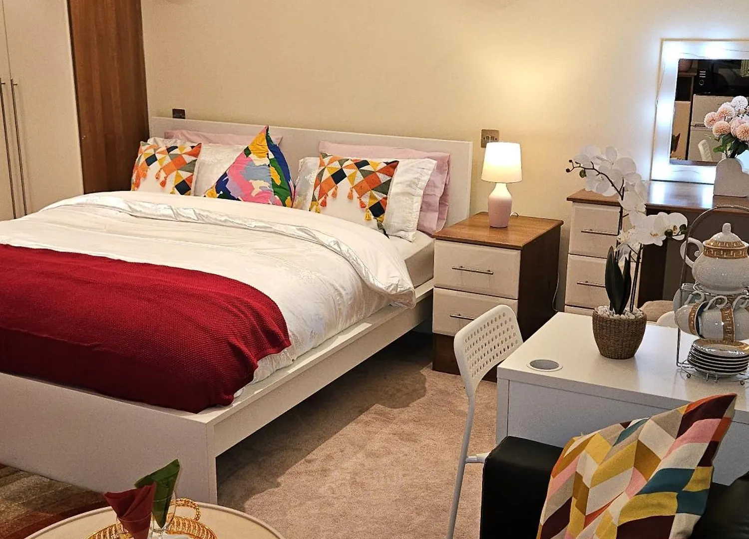London Heathrow Glamour Mansion House Uxbridge