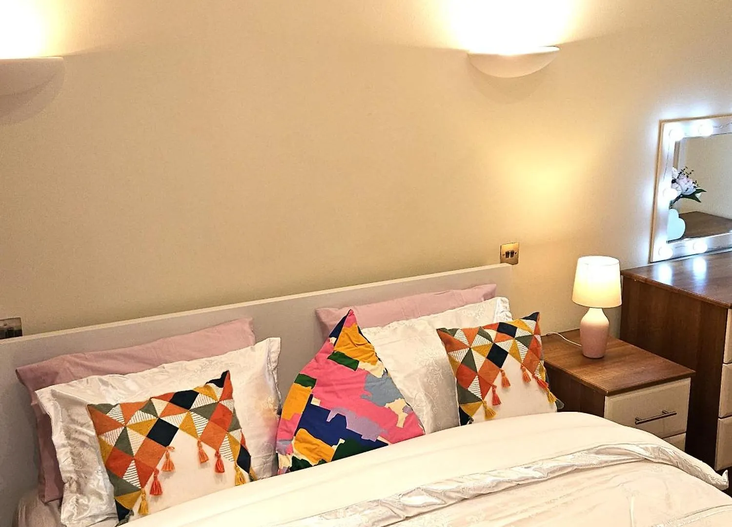 London Heathrow Glamour Mansion House Uxbridge 0*,  United Kingdom
