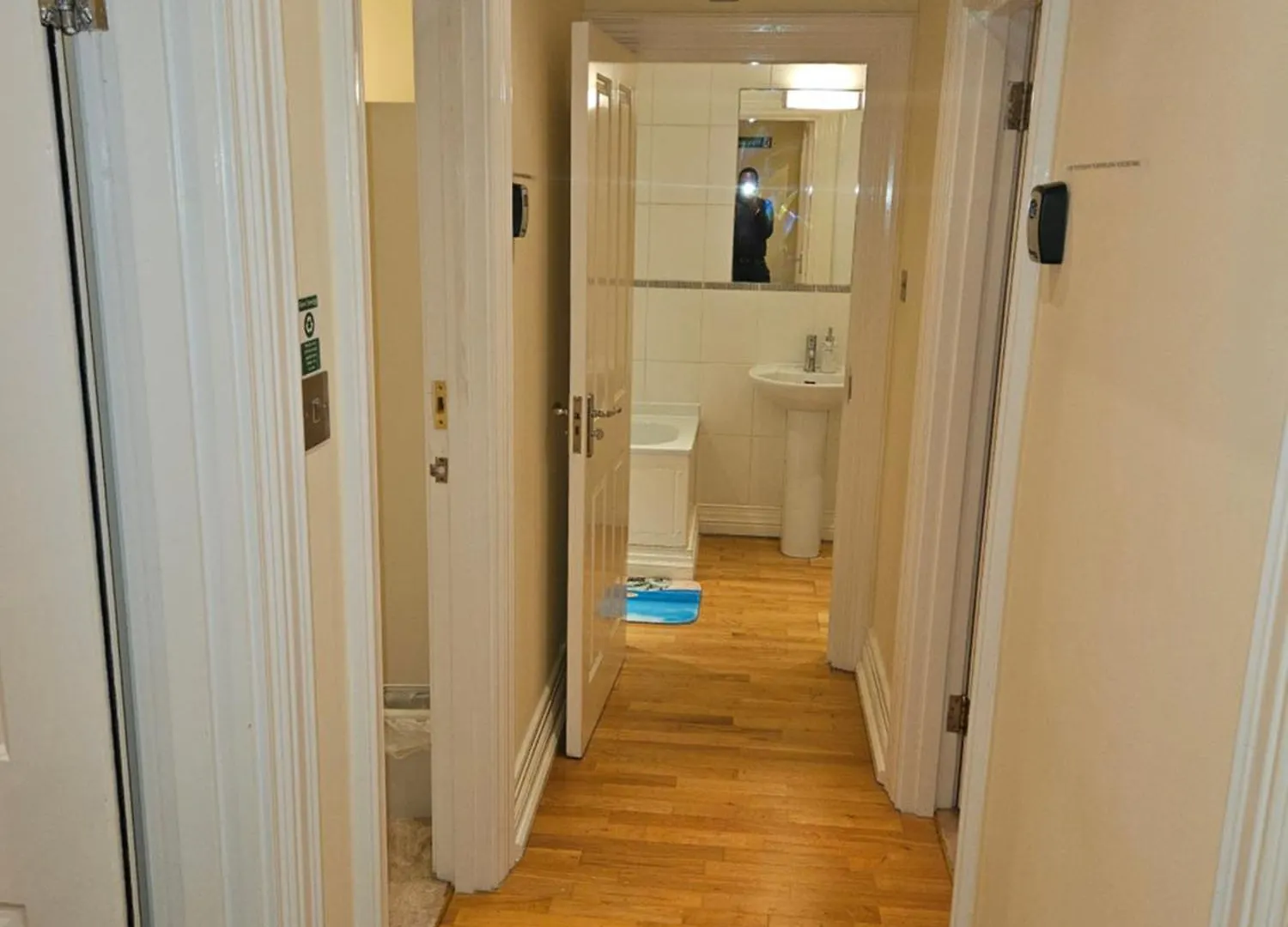 Guest house London Heathrow Glamour Mansion House Uxbridge United Kingdom