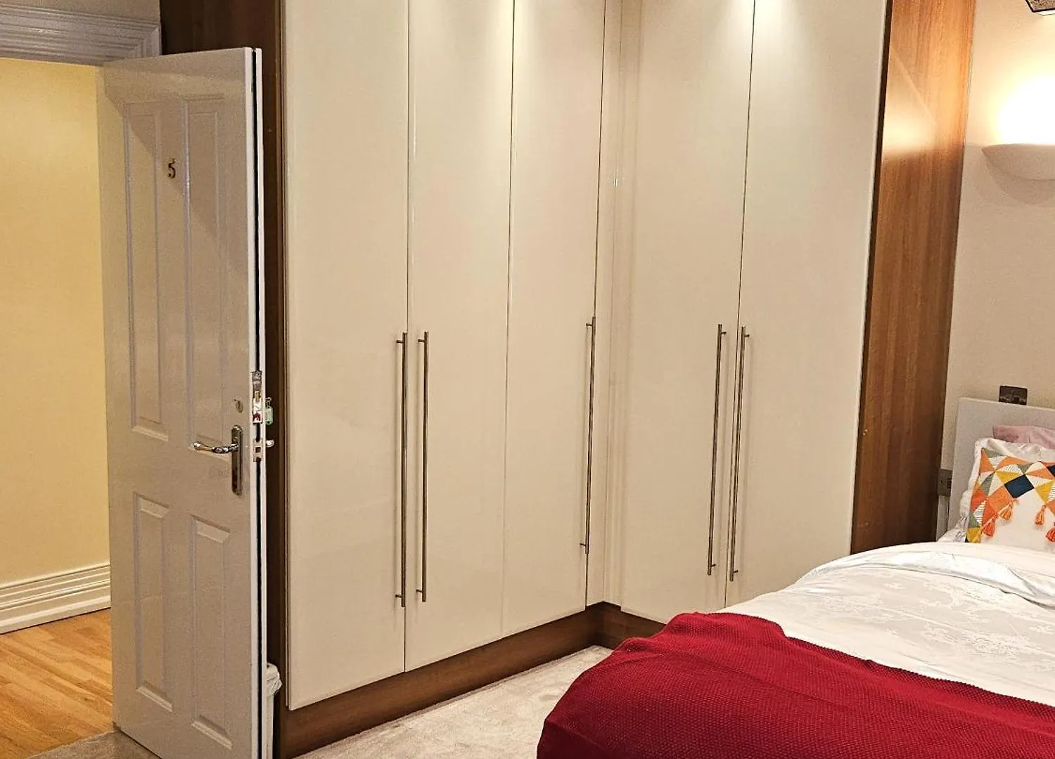 London Heathrow Glamour Mansion House Uxbridge